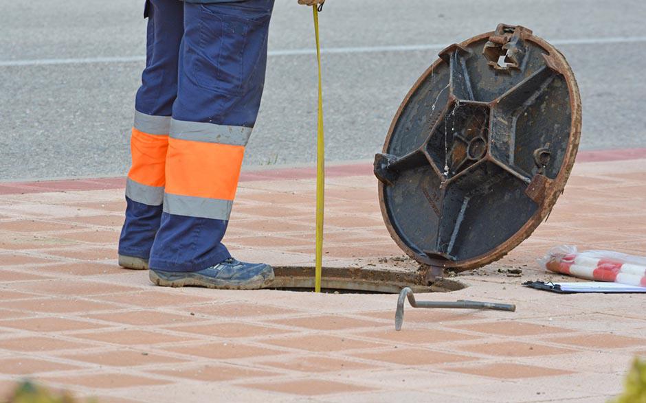 déboucher canalisation tout al egout Étréchy